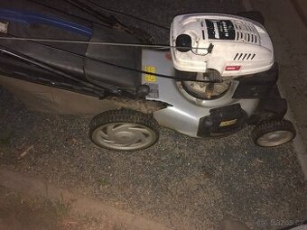 Prodam sekacku na travu super motor