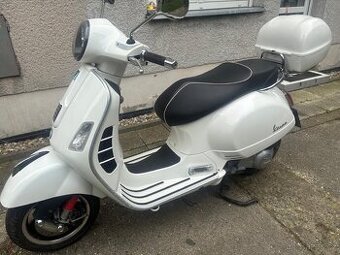 Vespa GTS SUPER 300