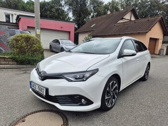 Toyota Auris 1,6i Kombi 4/2018   89000km