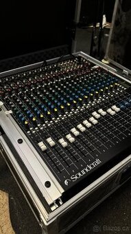 Prodám mixpult Soundcraft M12.