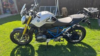 BMW R1200R – 09/2017, 61 081 km, 92 kW – plná výbava, top
