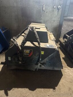 Zametací koste na smykový nakladač CAT 236 D