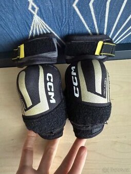 Chranice loktu CCM Tacks AS-V Pro Yth vel. Medium