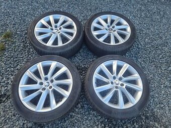 Zimní ALU komplety 17" Škoda STRATOS,