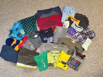 Balík oblečení na kluka