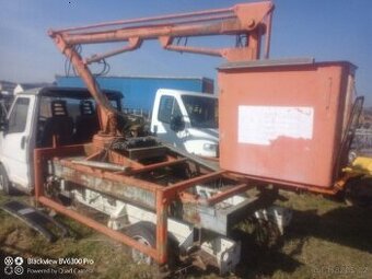 Vysokozdvižná manipulační plošina