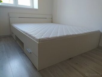 Postel multifunkční s roštem v rámu a matrace NOVÉ