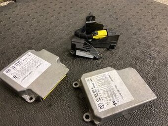 ŘÍDÍCÍ JEDNOTKA AIRBAGU 1C0 909 605 F, 1C0909605F