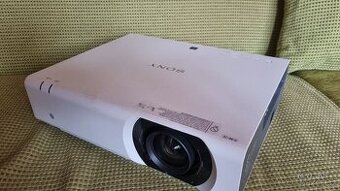 Projektor SONY VPL-CX236