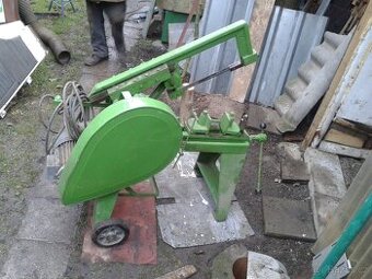 Strojní pila na kov