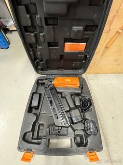 Hřebíkovačka plynová KMR D34/90-G641E - 1