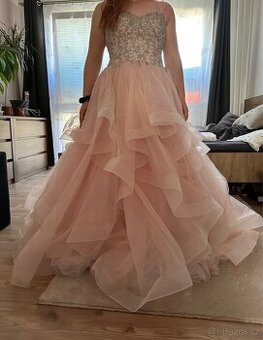 Prodám maturitní/ svatební šaty