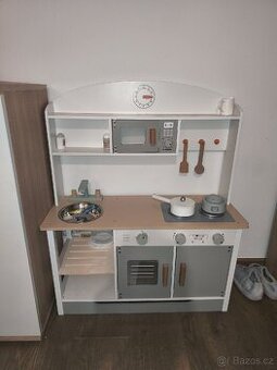 Dětská hrací kuchyňka