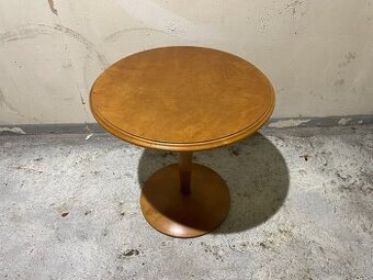 Konferenční retro stolek