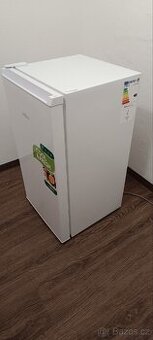 Malá lednice v záruce - 1