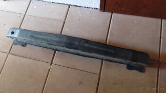 Výztuha zadního nárazníku Seat Leon kombi 2012-2020