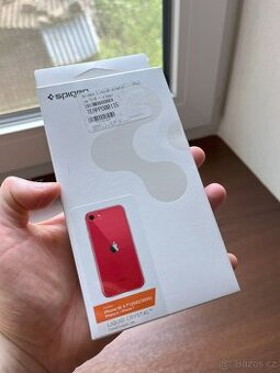 Spigen Liquid Crystal - iPhone SE 2022 / 2020 / 8 / 7 - Nové