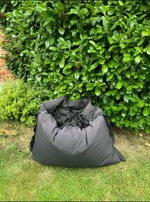 Černý sedací pytel