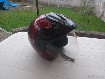 Helma na motorku asci