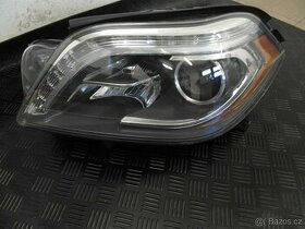 Prodám přední světla na Mercedes GL500 US verze 2014