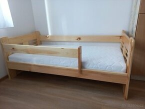 Dětská postel s matrací