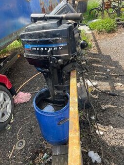 Lodní motor mercury