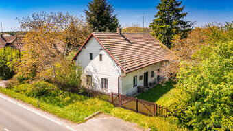 Rodinný dům na polosamotě ve Starých Ždánicích u Pardubic - 1