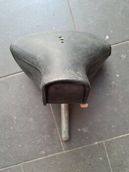 Sedlo babetta 207
