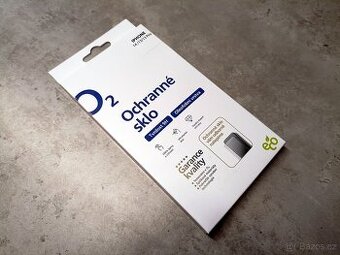 Tvrzené ochranné sklo pro iPhone 13/13 Pro/14 černý okraj