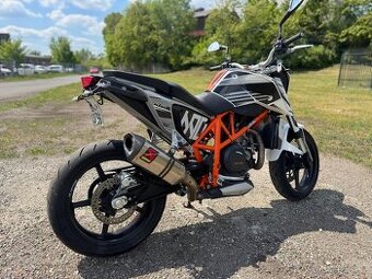 Ktm duke 690 2012