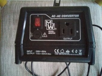 AC/AC Convertor -trafo 230 v/110v 300VA