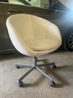 Bílá židle ikea