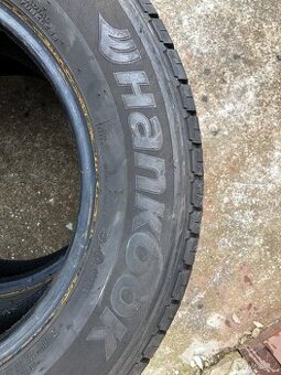 Letní pneu 215/65/16C