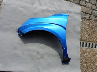 SUZUKI IGNIS PŘEDNÍ LEVÝ BLATNÍK