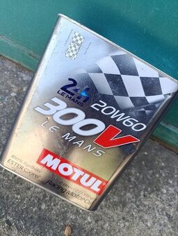 Prodám závodní olej Motul  20w 60 2L