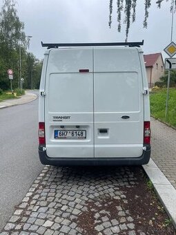 Spolehlivý Ford Transit 2.2 TDCi L3 – pravidelný servis, při
