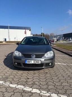 Volkswagen Golf 5, 1.6 75kW