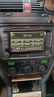 Autorádio Škoda Columbus s navigací