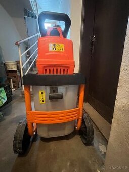 Drtič větví Powercut 2800 - 1
