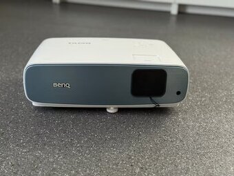 Prodám BenQ TK850 4K projektor – ideální volba pro domácí ki
