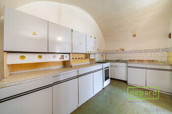 Prodej bytu 2+1, 146 m², Teplá - 1