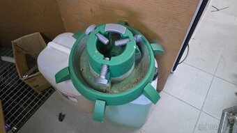 Stojan na vánoční stromek KADAX s nádrží na vodu, moderní st