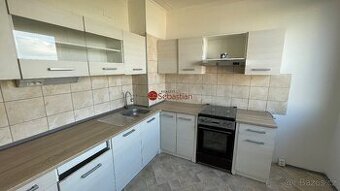 Pronájem zrekonstruovaného bytu 3+1 - Most, ul. Javorová 310