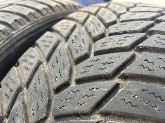 Zimní pneu 195/60R16 C