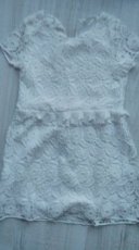 Dívčí šaty vel 122/ 7 r., 132