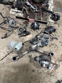 Díly z motoru 2.5tdi 132kw
