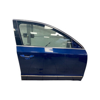 Pravé přední dveře modrá metalíza LF5Q Škoda Superb 2 FL 14