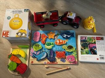 Mix hraček v top stavu cca 2-4roky