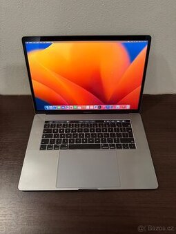 MacBook Pro 15"(2017) - i7/16GB/512GB - DPH
