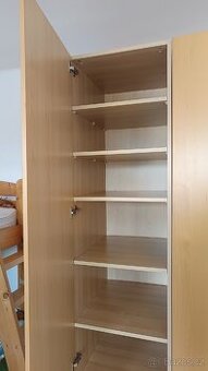 Šatní skříň Ikea